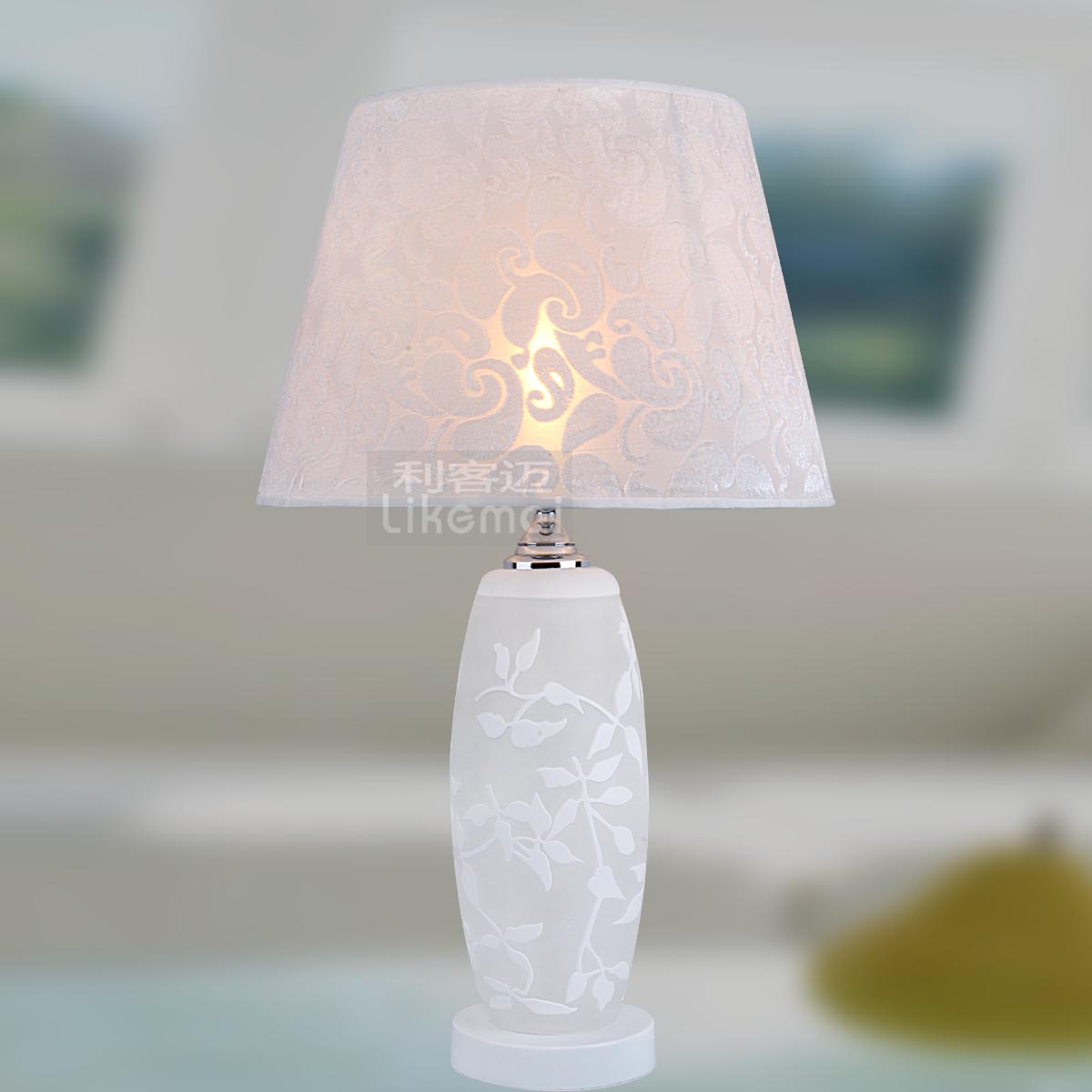 现代简约欧式田园高档客厅台灯卧室床头灯玻璃